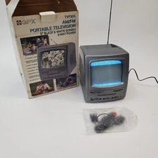 NOS Vintage GPX TVP30X AM/FM Portable Television 5” Black & White Radio WORKING