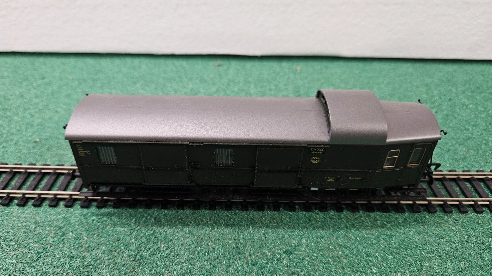 Picture 5 of 6