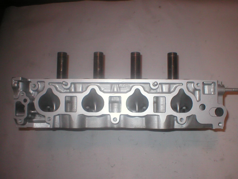 HONDA 2.4 CRV ACCORD ELEMENT 2007-2009 K24A8 RAA CYLINDER HEAD NO CORE REQUIRED Foto 4 de 4
