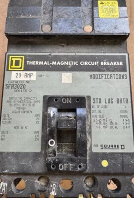 Square D 20 Amp dreipolig 3 Phasen 20A Serie 2 i-Line Schutzschalter SFA3020 MCCB