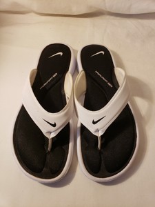 nike memory foam sandals womens