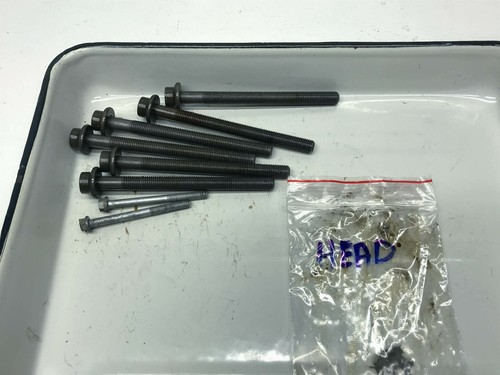 BMW F800GS Zylinderkopf Schrauben Cylinder Head Bolts (1) 08'