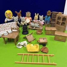 Maple Town Story Lot  9 Figurines And 17 Furniture Etc 1986 Bandai Sylvanian