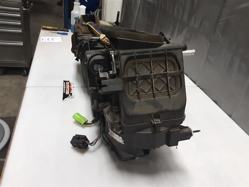 Jeep TJ Wrangler OEM HVAC caja de calefacción con CA 55037603AC 2005-2006 50233 Foto 3 de 4