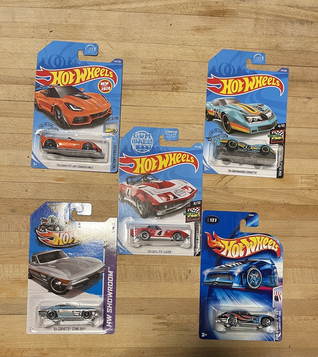 Hot Wheels Corvette (Lot of 5) 19 ZR1, 76 Greenwood, 69 Racer, 2x