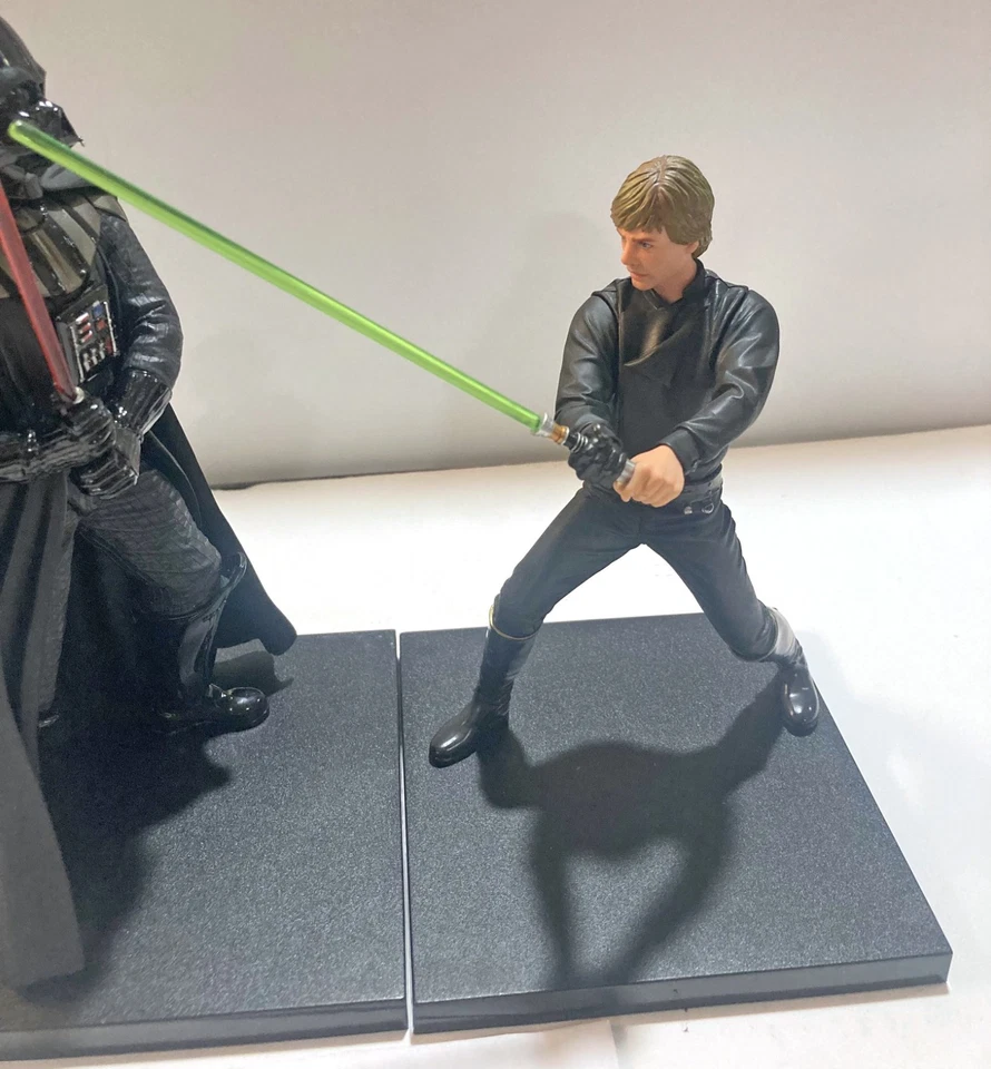 Boneco Luke Skywalker e Darth Vader Kotobukiya ArtFX 1/10 STAR WARS Return Jedi - Imagem 3 de 4