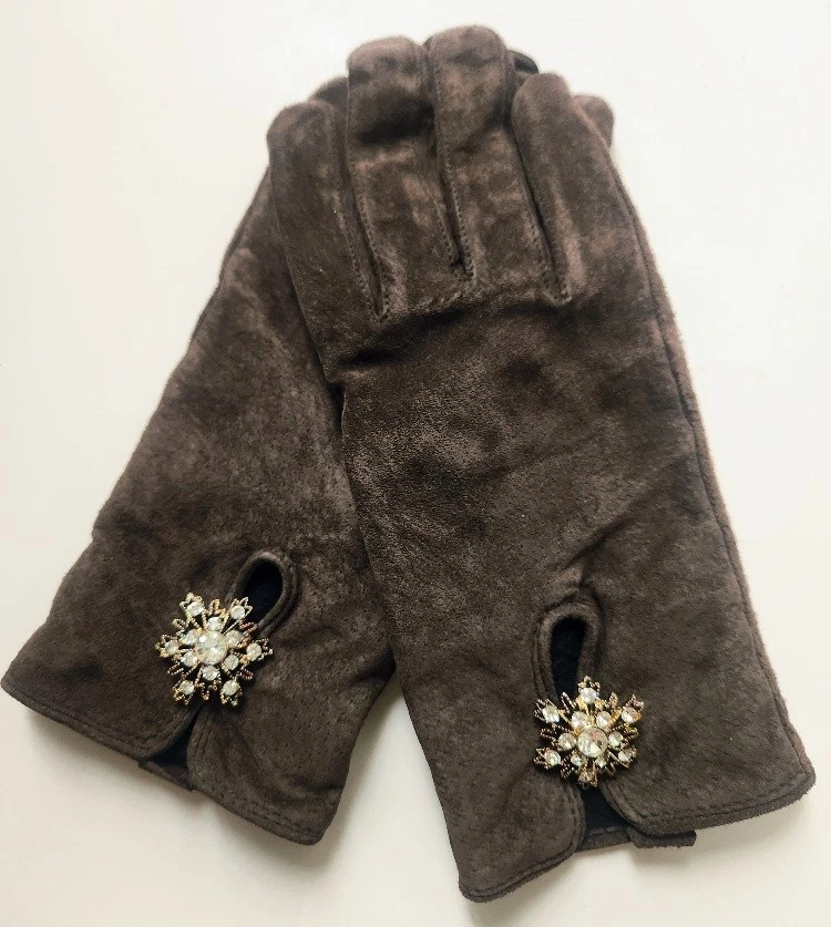 Soft brown suede leather gloves w/ rhinestone jewel detail by Nolan Glove Co SzM
Opens in a new wind