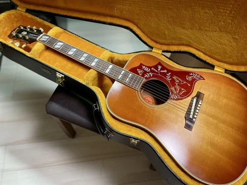 Acoustic Guitar Gibson Custom 1960 Hummingbird Adjustable Saddle 2020