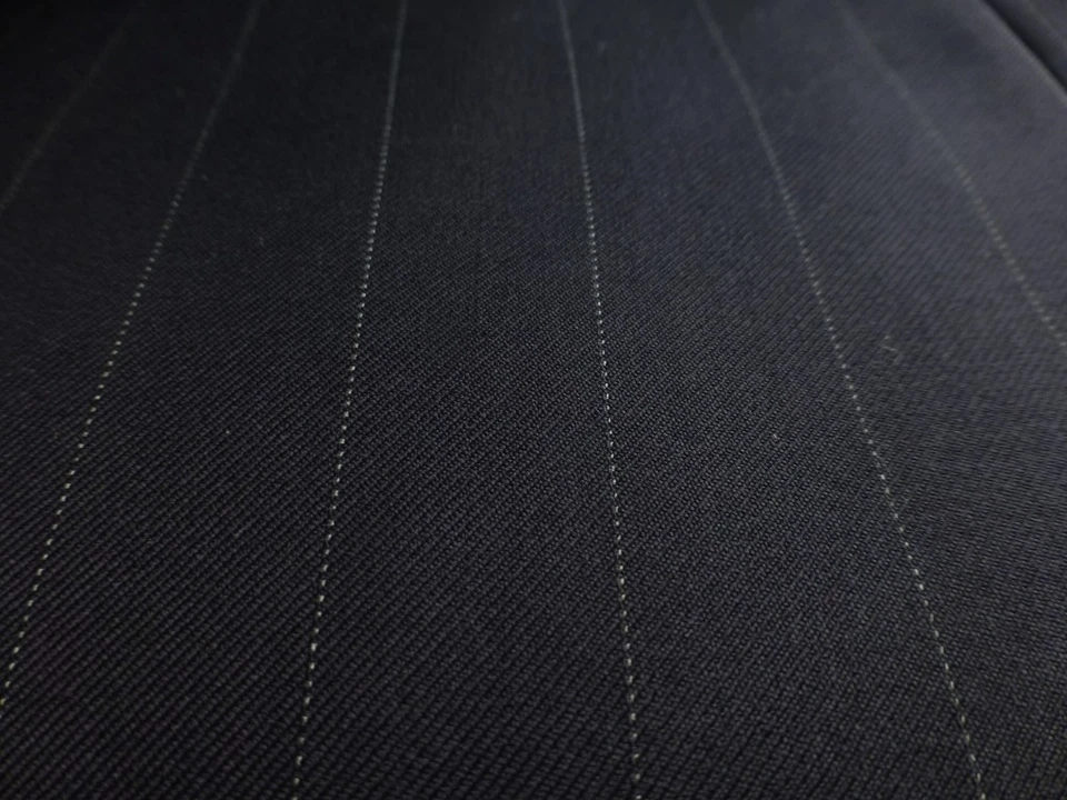 Traje Armani Collezioni 54L/44L W37 Azul Excelente Estado Italia Azul Marino Rayas Foto 3 de 4