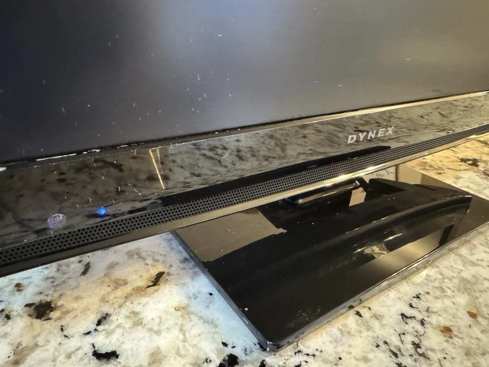 Monitor de TV Dynex DX-L19-10A 19" Widescreen HDMI LCD HDTV sem controle remoto para jogos - Imagem 4 de 4