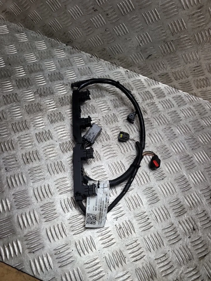 FORD FIESTA MK6 1.4 PETROL 01-08 FUEL INJECTOR RAIL WIRING LOOM 6S6T-9H589-BB - Image 4 of 4