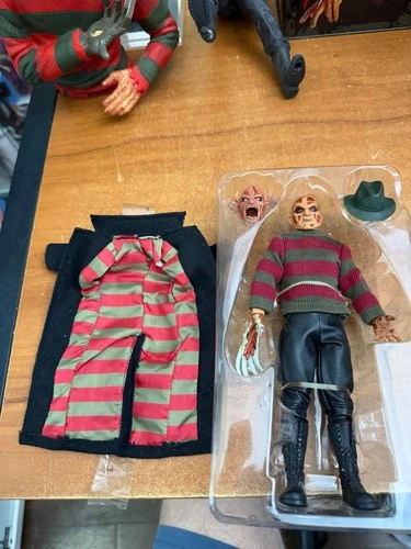 NECA A Nightmare on Elm Street Ultimate Freddy Krueger 7" PVC Action Figure