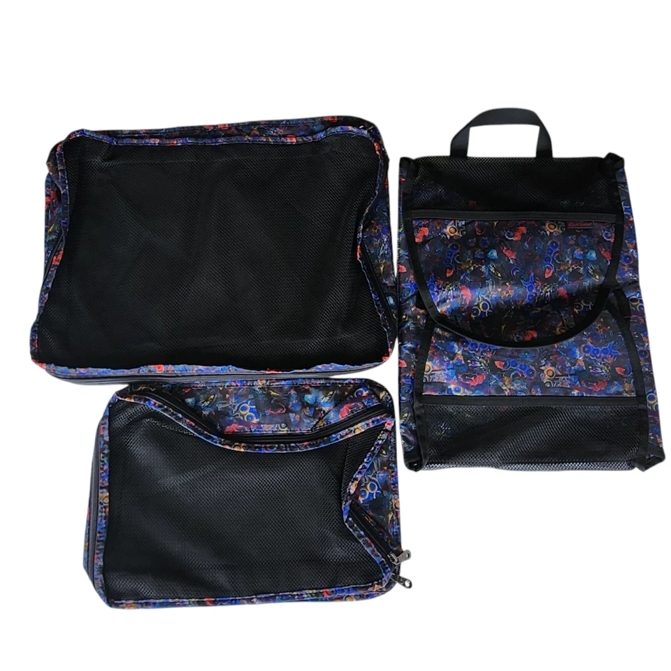 Robert Graham ~Shirt Folder + 3 Nesting Packing Cubes Travel Set MSRP $125 NWOT - Image 3 of 4
