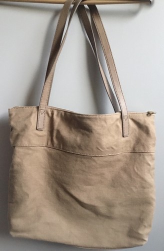 Relic Shoulder Tote Handbag Beige Brown flower 16"x13"x3" Oh Happy Day - Picture 2 of 14