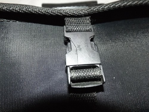 VINTAGE JVC GR AX460 Compact VHS video camcorder inc Leads & Battery in bag - Picture 7 of 7