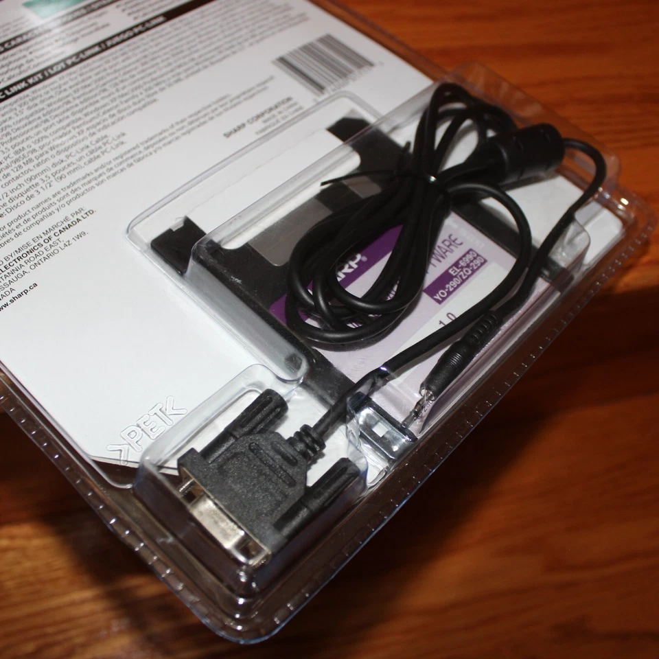 Nuevo Precintado SHARP Organizador Electrónico EL-6990PC Inglés Español Traductor de Palabras Foto 4 de 4