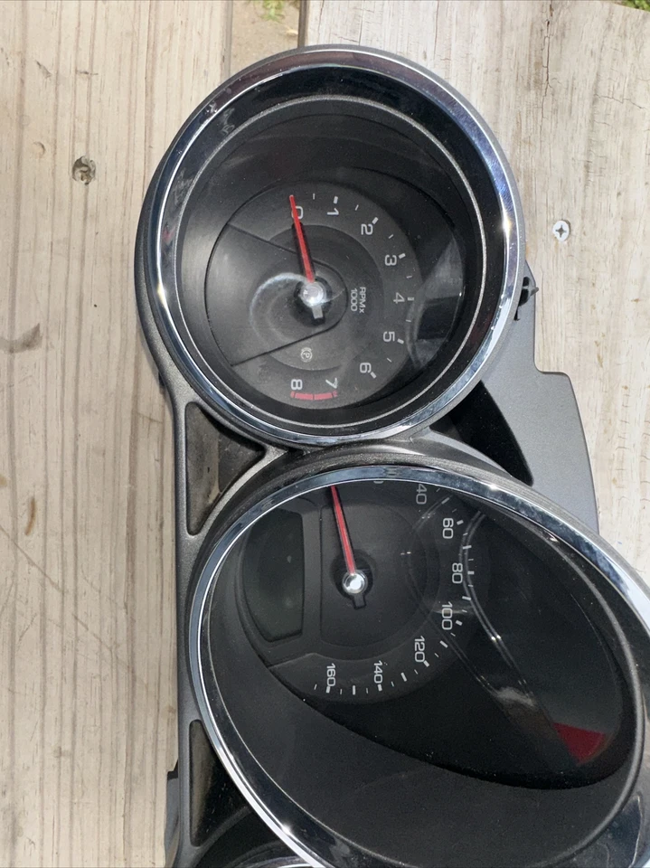 08. Instrumento medidor velocímetro Cadillac CTS millas OEM 25854989 Foto 2 de 4