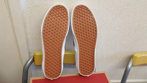 Vans Classic Slip On Sneaker in weiß/rot Paisley Größe UK 7 - Bild 11 von 13