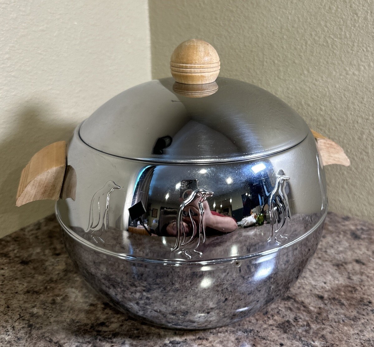 Vintage 1950s WEST BEND PENGUIN Hot Cold Ice Bucket Server Chrome