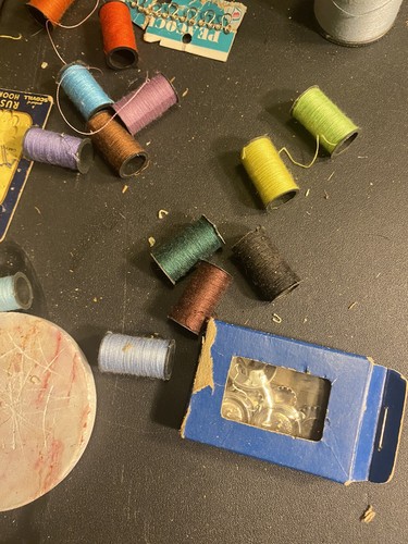 Vintage Sewing Lot 1960’s, 1970’s - Picture 7 of 8