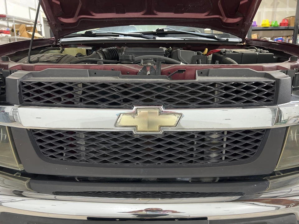 2004 - 2012 Chevy Colorado Chrome Grille *(Chrome Bubbling) Foto 3 de 4