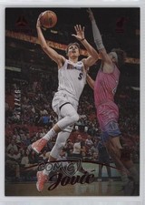 2022-23 Panini Chronicles Luminance Red 97/149 Nikola Jovic #167 13rg