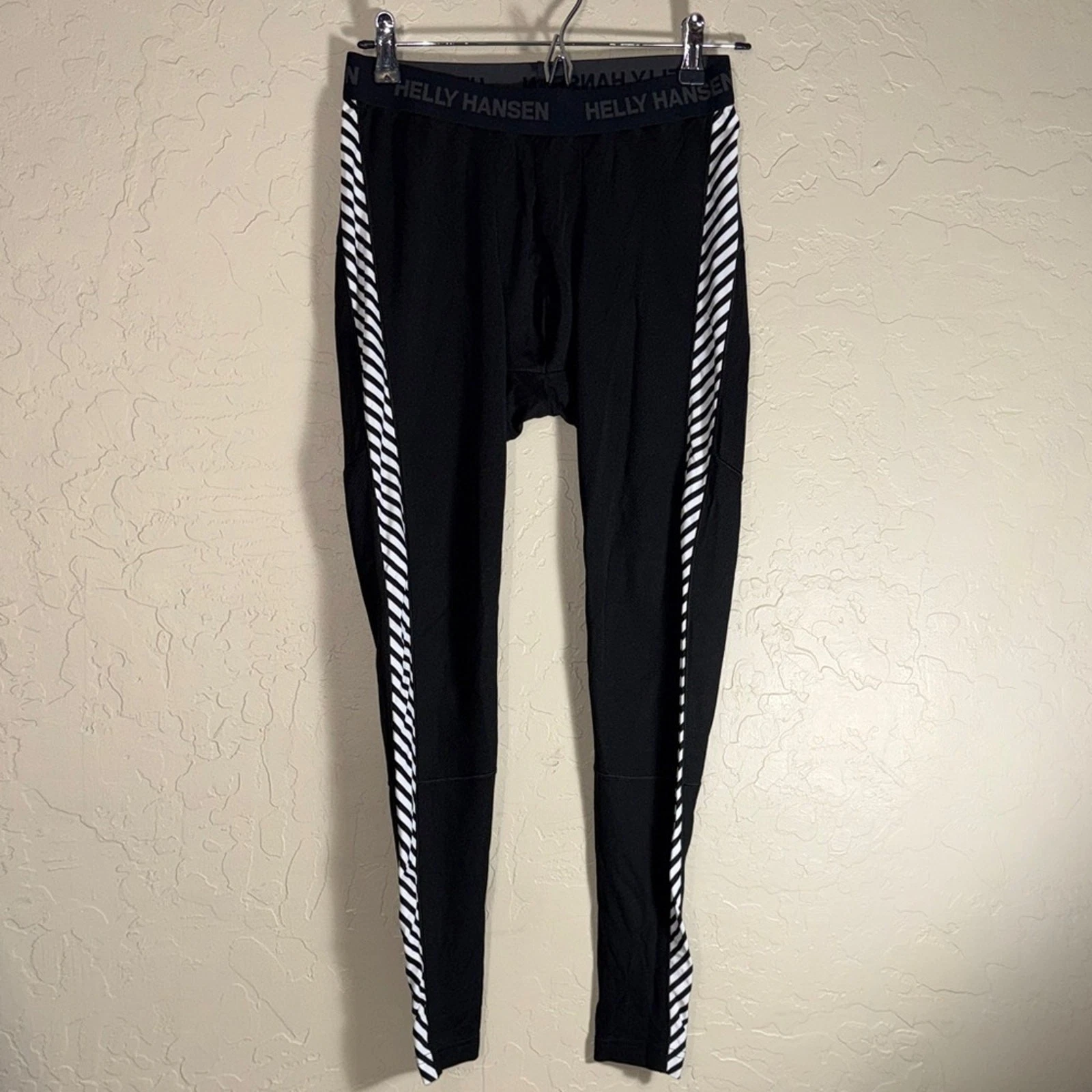 Helly Hanson men’s black base layer pants side stripes size small