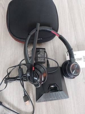 Plantronics Poly Savi 8200 base and headset With Case 