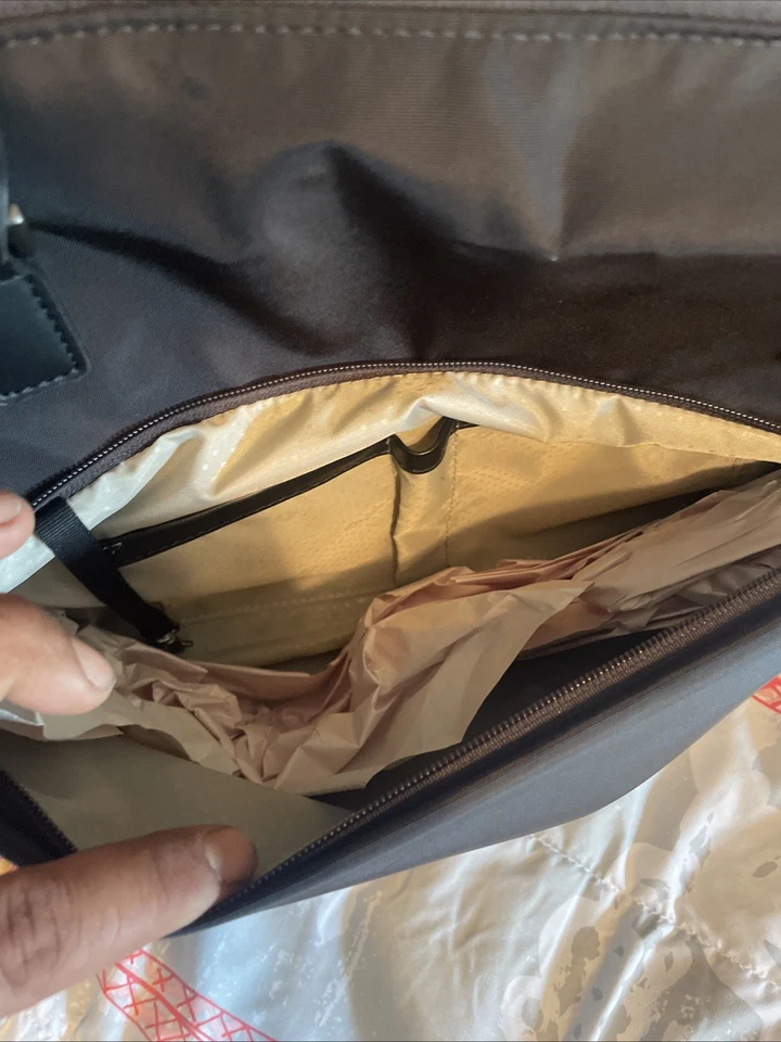 Bolso de Mano Samsonite Silhouette 17 Softside Carry All Negro Foto 2 de 4