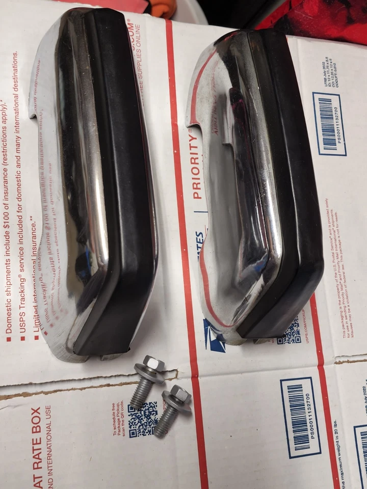 1976 Plymouth Valiant Mopar NOS conjunto de protetor de para-choque dianteiro cromado 4001069 fabricante de equipamento original com almofadas - Imagem 4 de 4