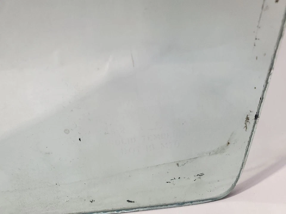 Cadillac Brougham 1988 1989 OEM puerta trasera derecha ventilación vidrio Foto 3 de 4