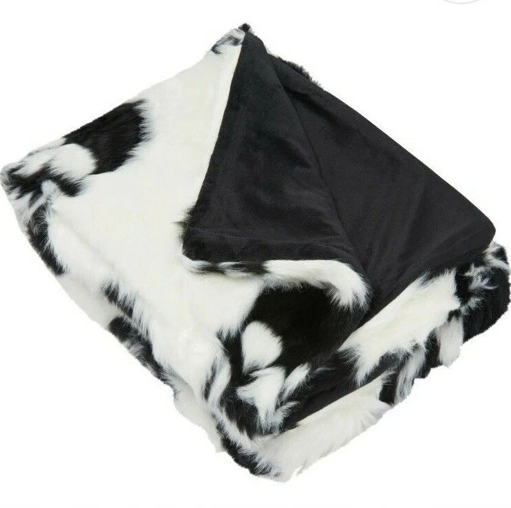 Manta Cynthia Rowley Halloween Calaveras Piel Sintética Negra Blanca Espeluznante Elegante Foto 4 de 4