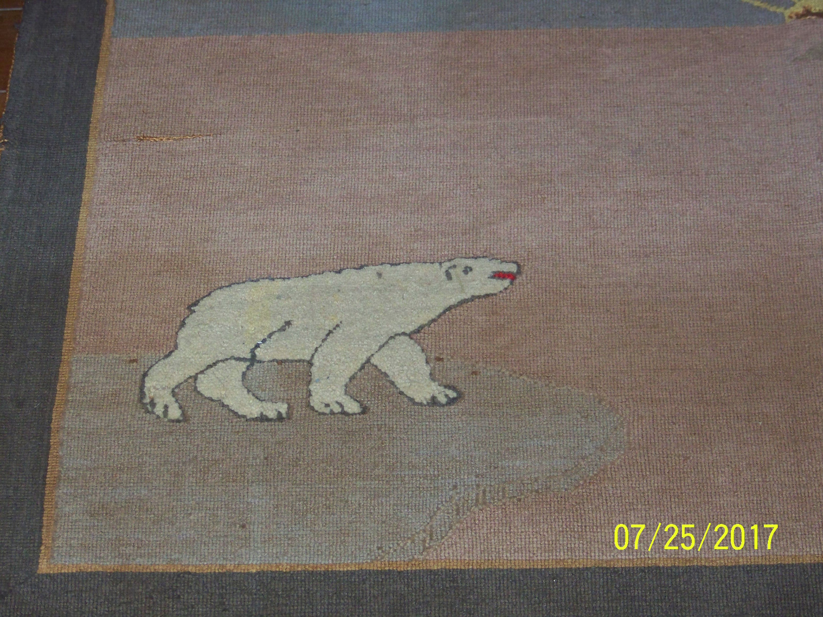 Labrador Hand Hooked Rug