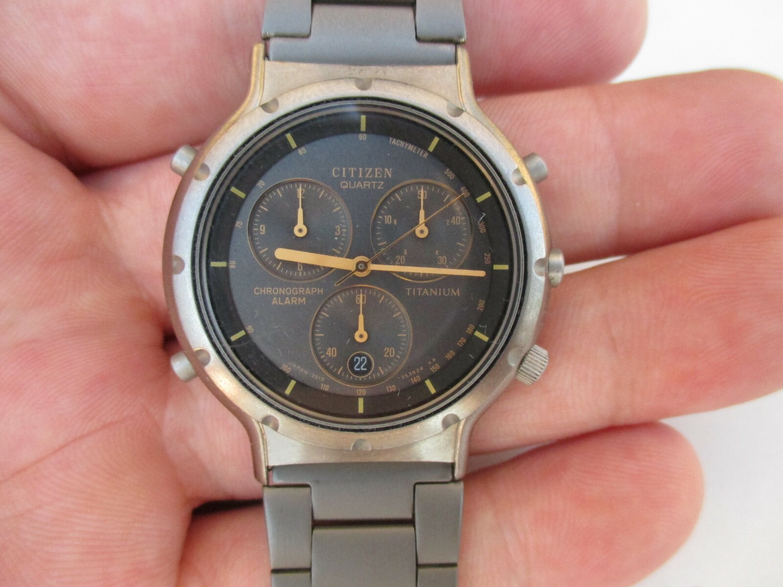 citizen titanium alarm chronograph