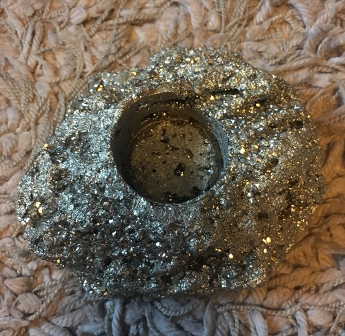 Natureisen Pyrit Teelicht Kerzenhalter spezieller Geschenkschutz Reiki Chakra - Bild 5 von 8
