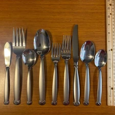 Oneida Satin Rattan Stainless Flatware You Choose Your Choice Sold by the Piece