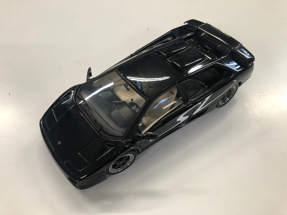 AUTOART LAMBORGHINI DIABLO SV NOIRE - Photo 2/4