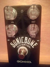 GOKKO AUDIO SonicBone Distortion Guitar Effects Pedal GREAT SHAPE!!!