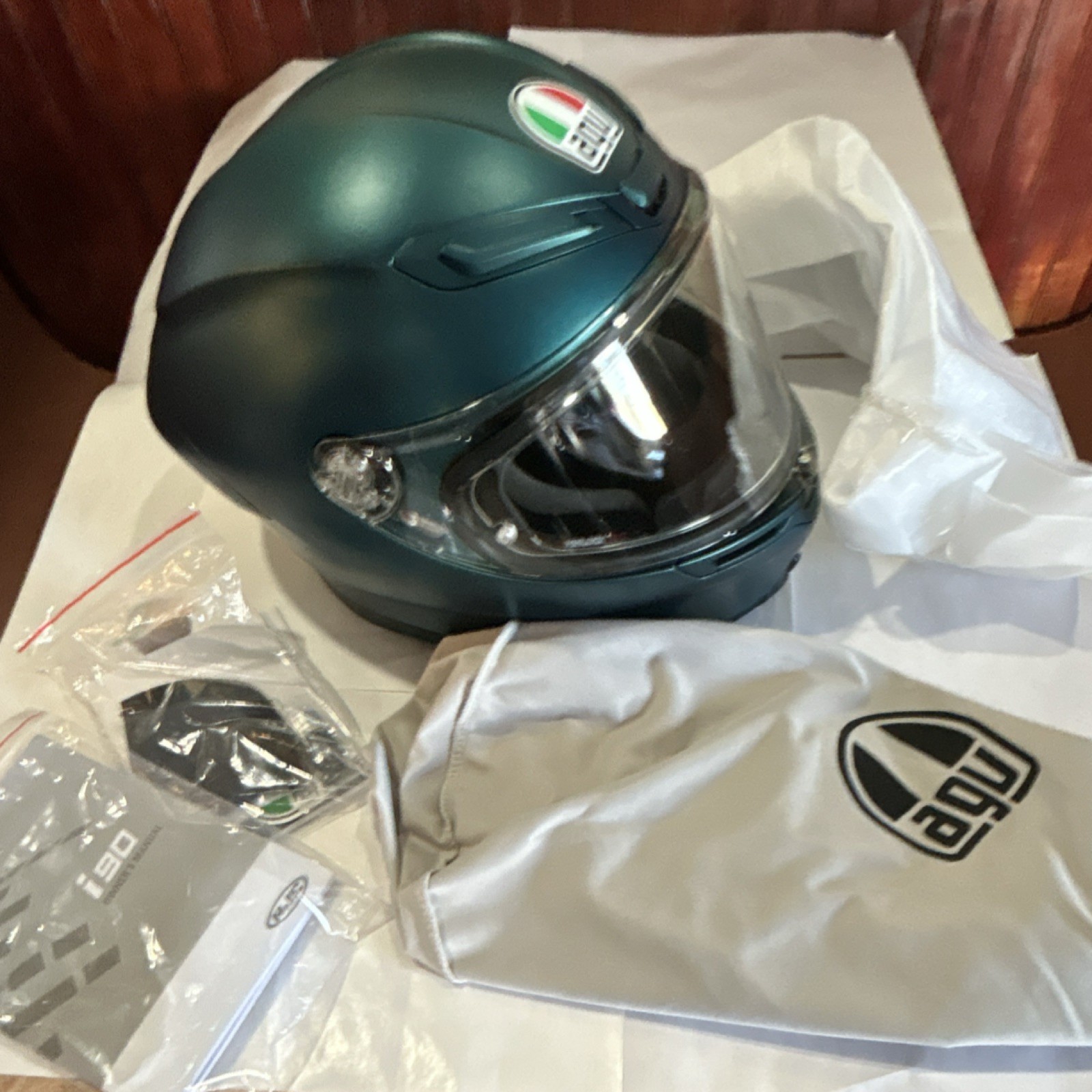 Agv Motorcycle Helmet K6s Full Face Helmet NWT Size Medium G