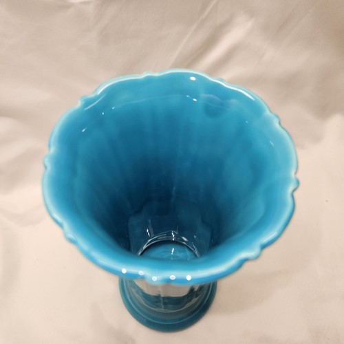 Vintage FIESTA 8" Turquoise Flower Vase - Picture 14 of 21