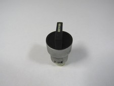 General Electric P9MSMD0N Selector Switch Operator Only 2-Position USED