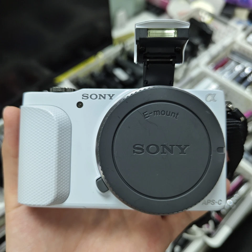 Cámara digital Sony Alpha NEX-3N blanca 16,1 MP sin espejo bebé - 100 % funcionando Foto 3 de 4
