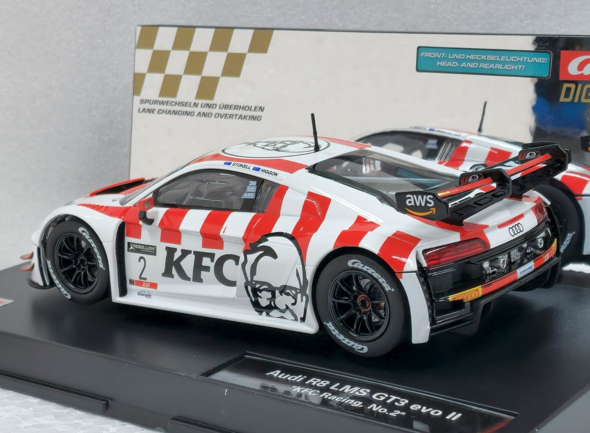 Carrera Digital 124 23991 Audi R8 LMS GT3 KFC Racing, #2 1:24 Car