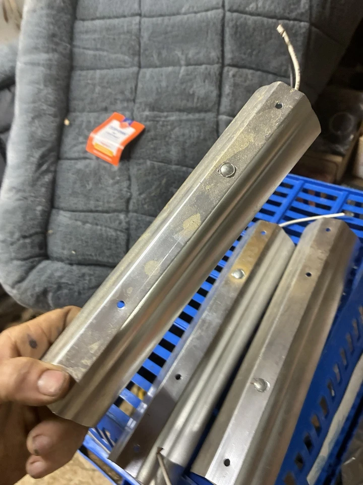 VTG NOS Deflecta-Shield Pickup Running Boards Aluminum Lights - Image 2 of 4