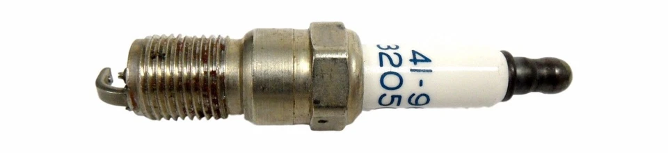ACDelco Pro 41-963 Spark Plug - Platinum 25320501 - Image 2 of 2