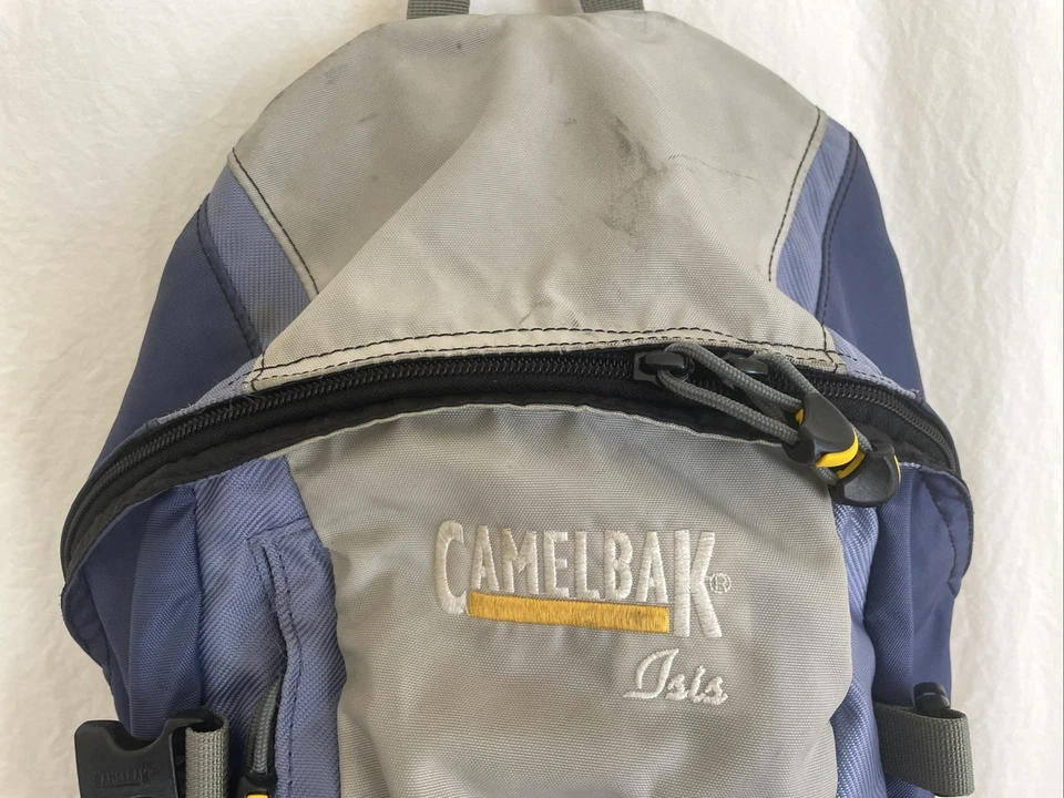 Mochila Camelbak ISIS Azul Gris Cintura Ajustable Correa para el Hombro Paquete de Día Foto 2 de 4
