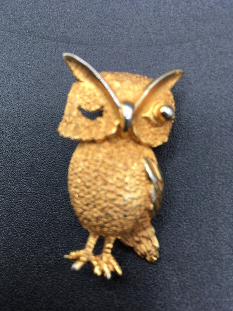 Vtg Metal Winking Owl Brooch Pin Gold Tone 1.5x.5” | eBay