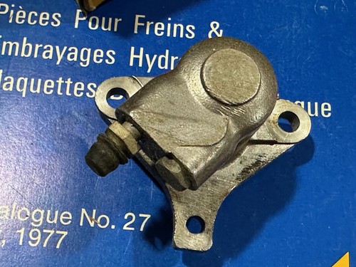 NOS Girling 1951 1952 1953 1954 1955 Ford Consul Zodiac Zephyr clutch cylinder - Picture 3 of 6