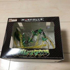 mega rayquaza moncolle