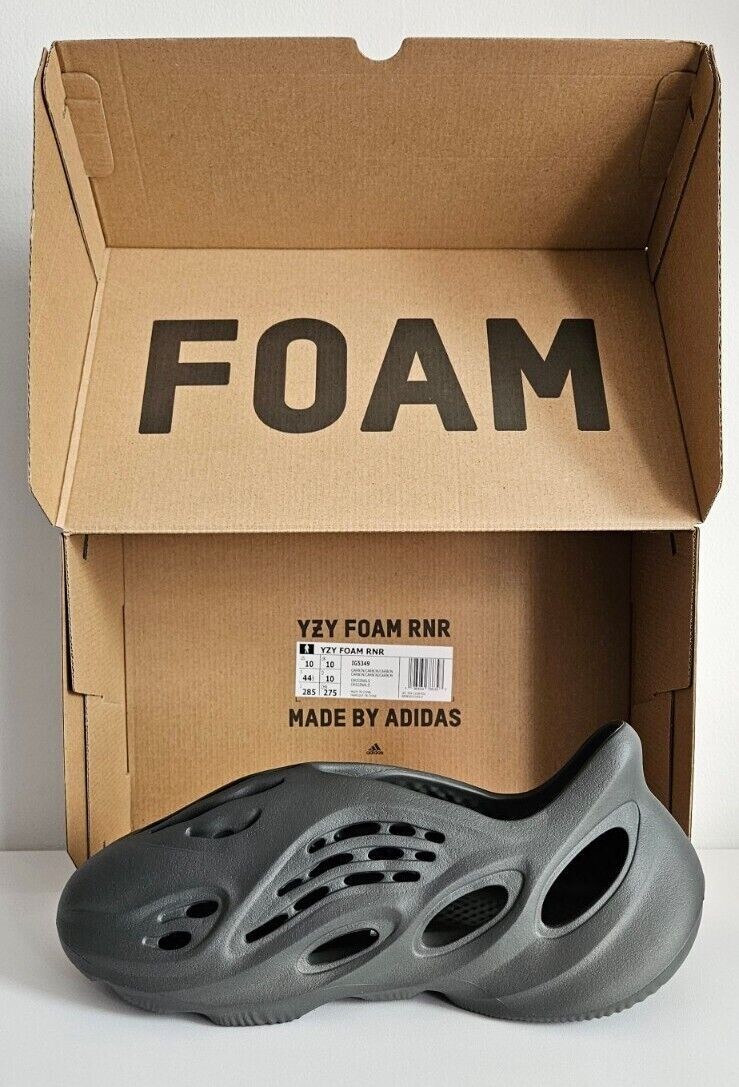adidas Yeezy Foam Runner Carbon (Size 10) - IG5349 (FREE adidas Yeezy Foam Runner Carbon (Size 10) - IG5349 (FREE